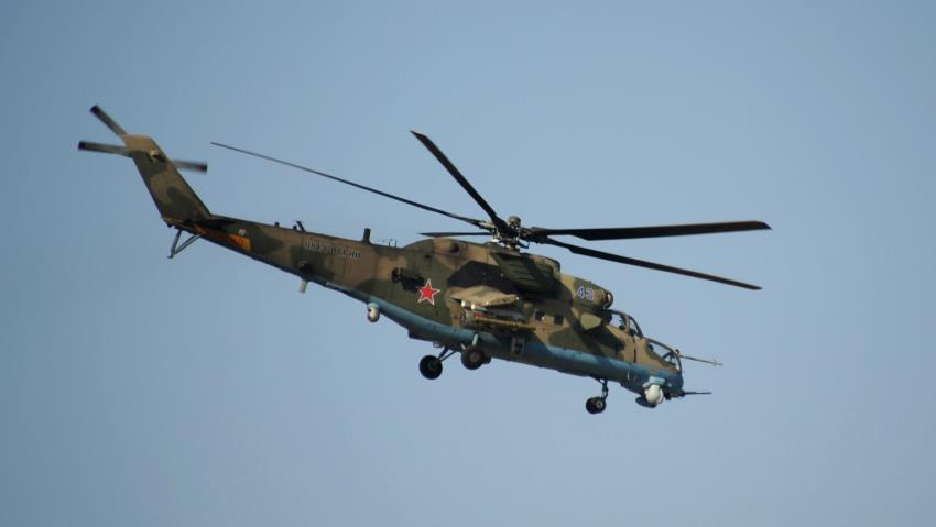 Sebuah Helikopter Milik Rezim Assad Ditembak Jatuh di Idlib